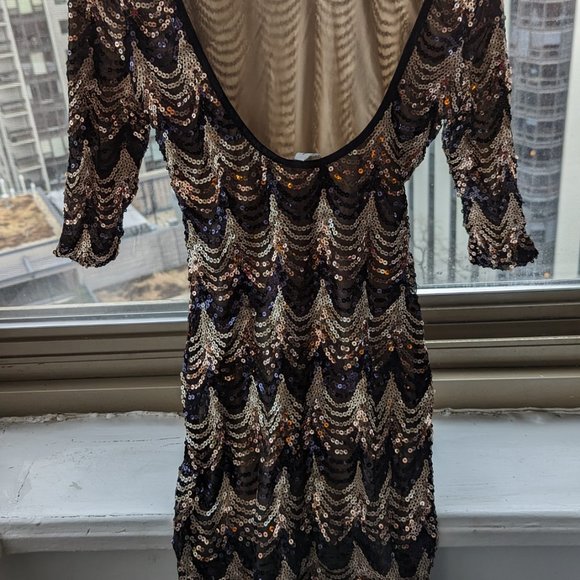 A'GACI Met Gold Mini Dress - Picture 3 of 16